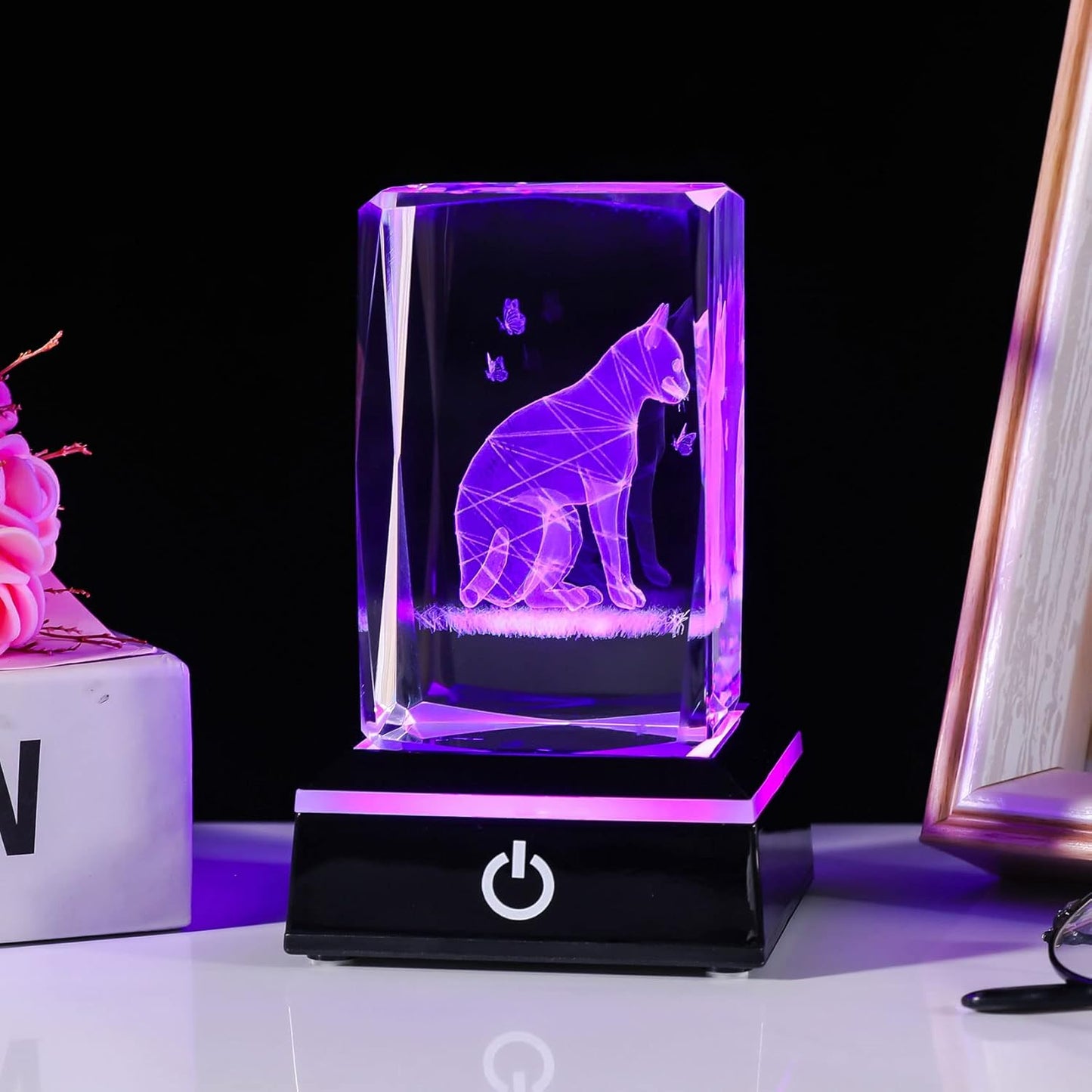 Cat Gifts for Cat Lovers Women Girls, 3D Crystals Cat Memorial Figurines Statue Cat Themed Gifts Home Decor Anime Black Pet Loss Gifts Cat Mom Gifts for Women Memorial Birthday Best Friend